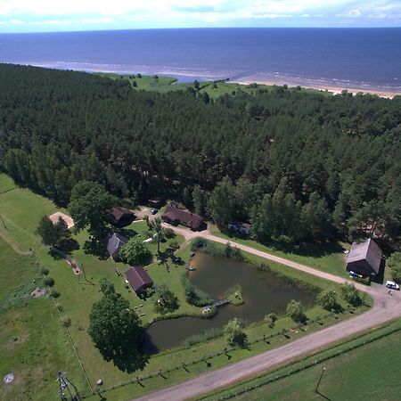 Vejavas Svētciems Eksteriør billede