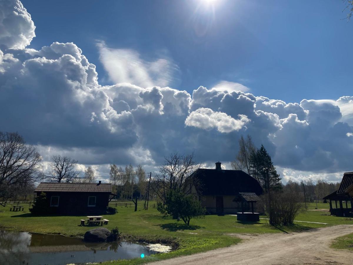 Vejavas Svētciems Eksteriør billede